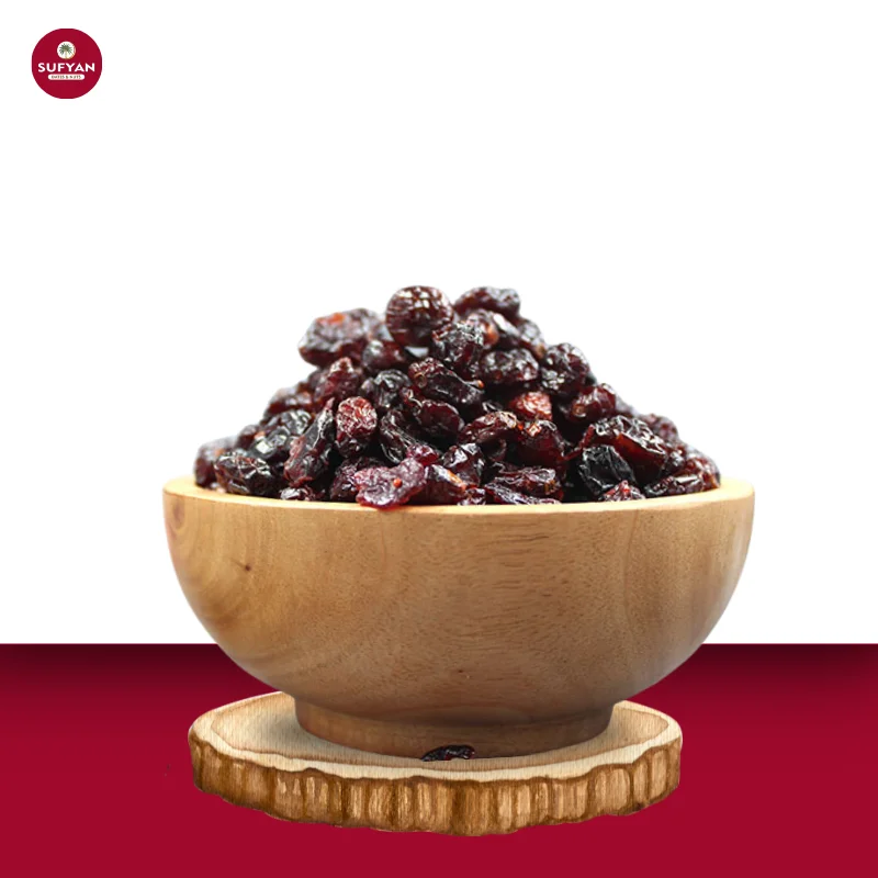 close-up-shot-of-fresh-and-nutural-cranberries